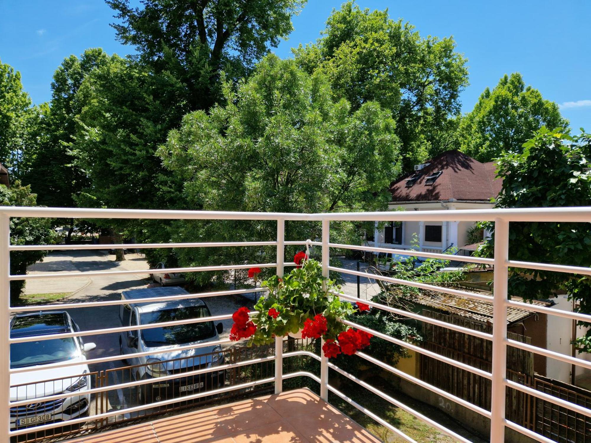 Siofoki Beach Apartman Eksteriør bilde