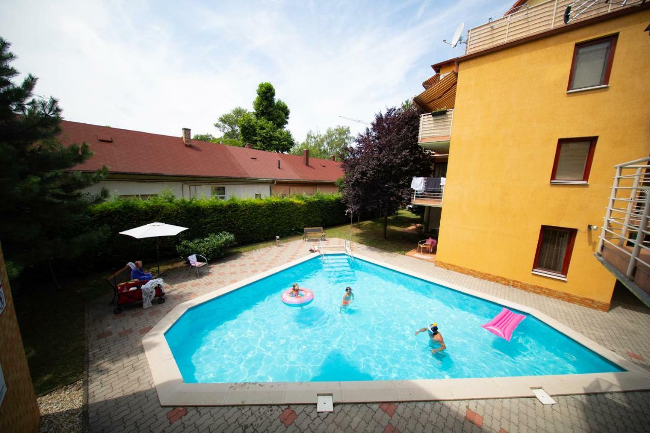 Siofoki Beach Apartman Eksteriør bilde